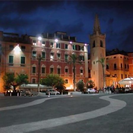 Affittacamere "In Piazzetta Da Vasco" Lerici Extérieur photo
