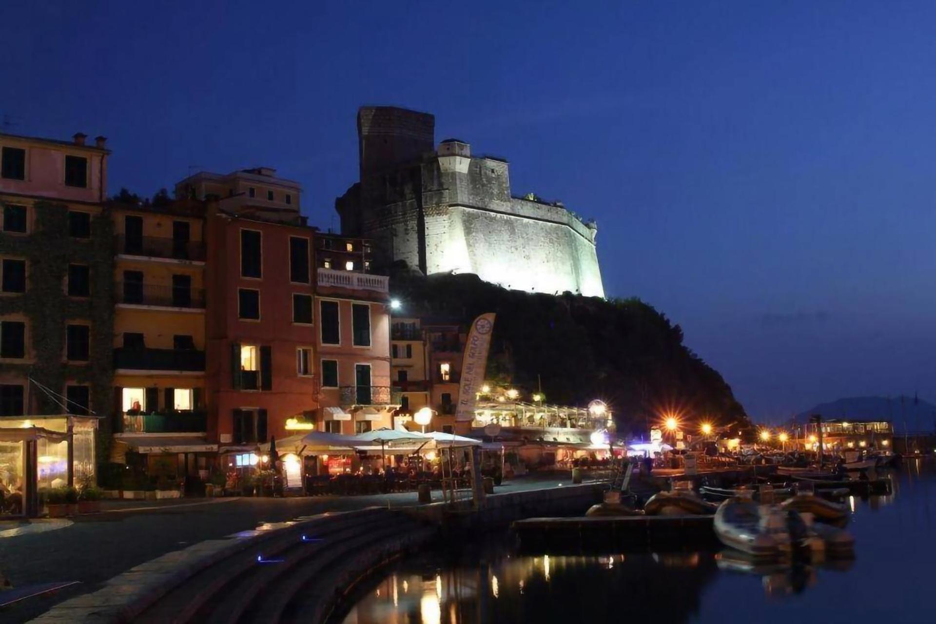 Affittacamere "In Piazzetta Da Vasco" Lerici Extérieur photo