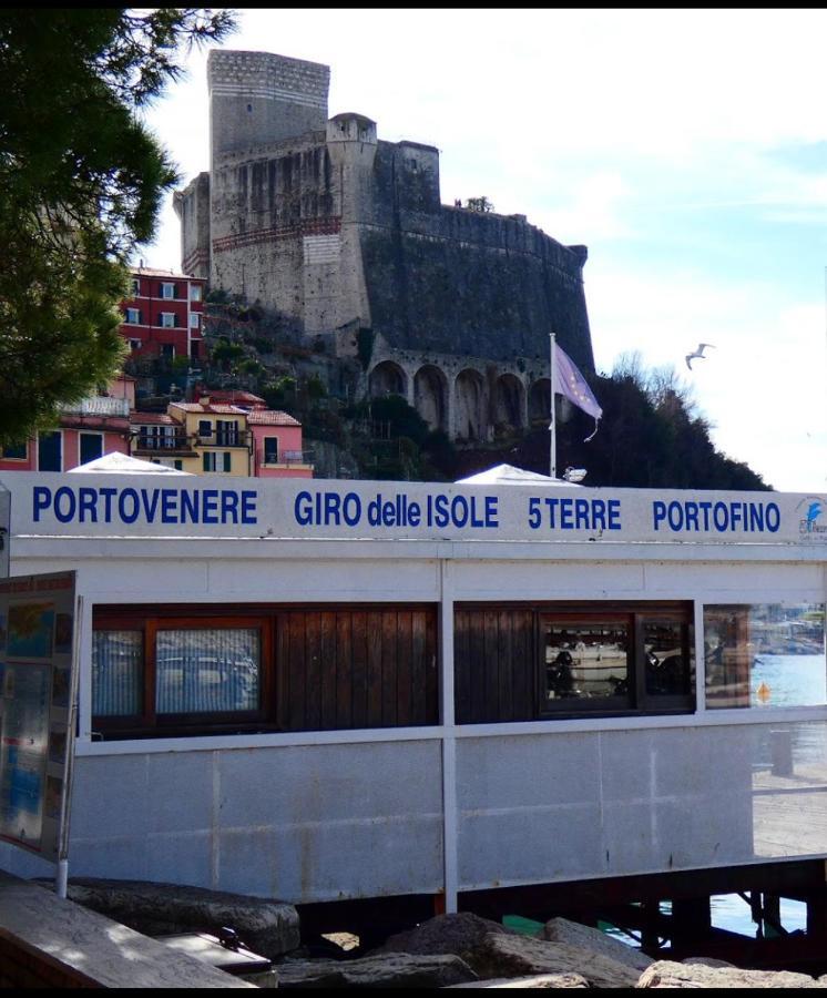 Affittacamere "In Piazzetta Da Vasco" Lerici Extérieur photo